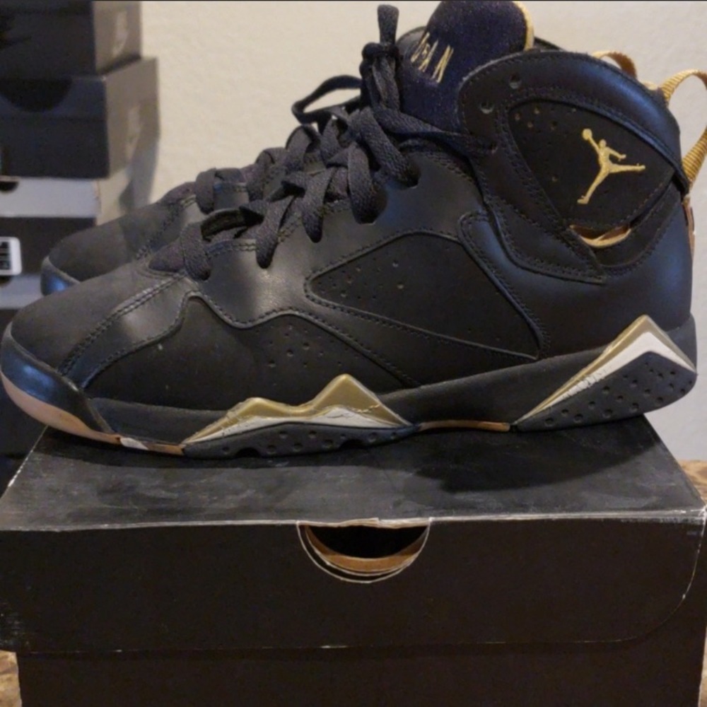 Retro 7 - Picture 3 of 5